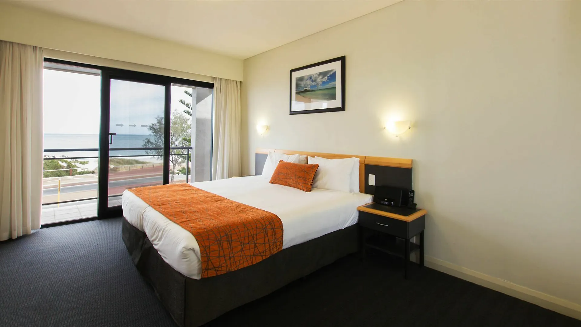 Quality Resort Sorrento Beach Perth 4*,  Australia
